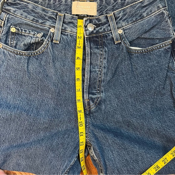Everlane Curvy 90s Cheeky Straight Jean - Medium Blue Wash / Size 30R - Picture 7 of 9